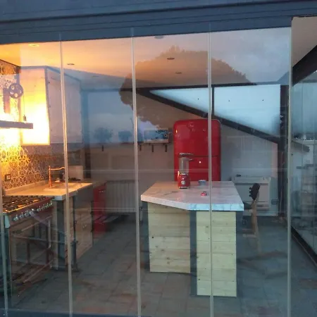 Natalia: Panoramic Terrace Retreat Near * Mondello