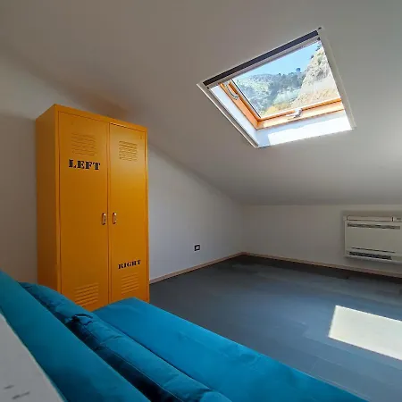 Apartment Natalia: Panoramic Terrace Retreat Near
